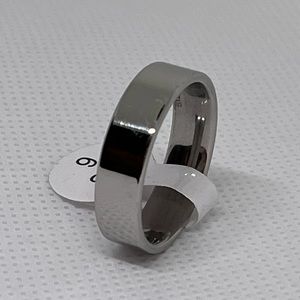 Beautiful Unisex Stainless Steel Ring